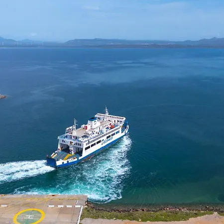 Dimora Sul Porto קאלאסטה