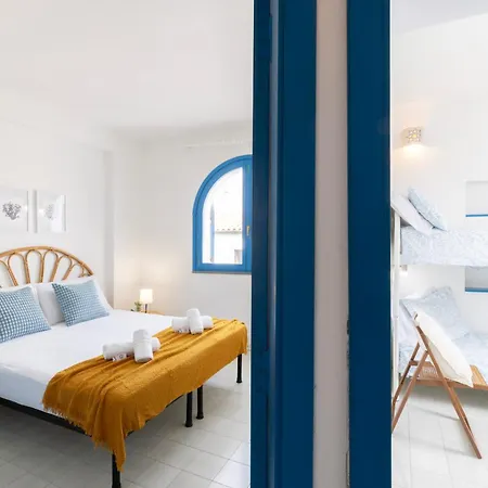 Dimora Sul Porto Apartment *
