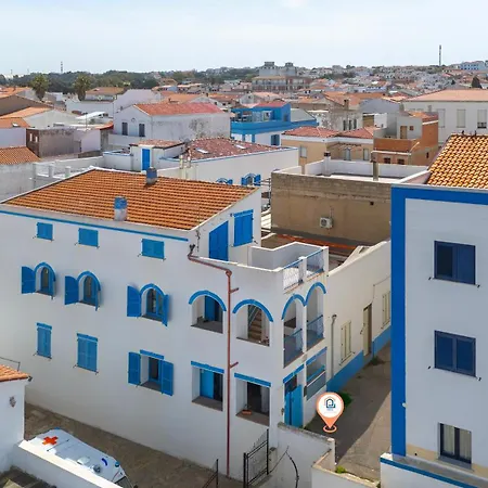 Dimora Sul Porto Apartment